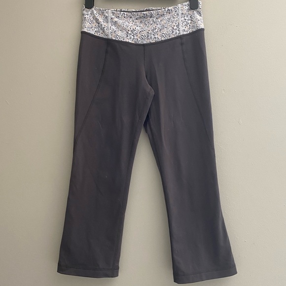 lululemon athletica Pants - Lululemon Gather & Crow cropped leggings